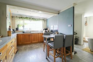Kitchen- click for photo gallery